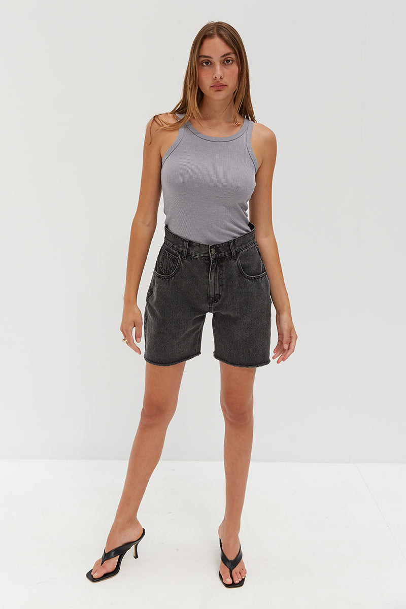 3/4 Frayed Denim Shorts - Vintage Black