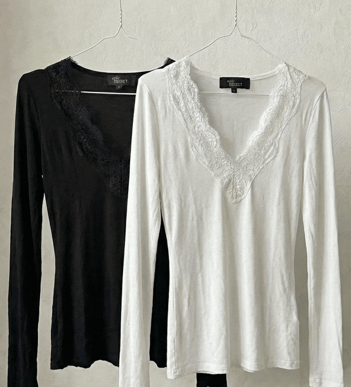 Lace Moment